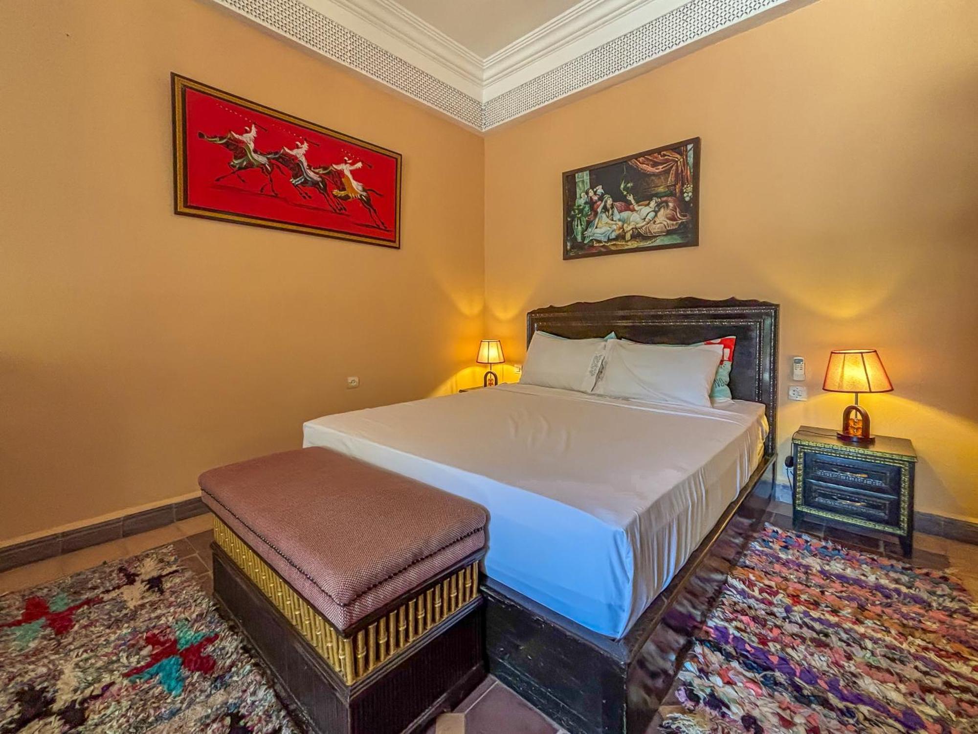 Le Bleu House Bed & Breakfast Sidi Abdallah Ghiat Exterior photo