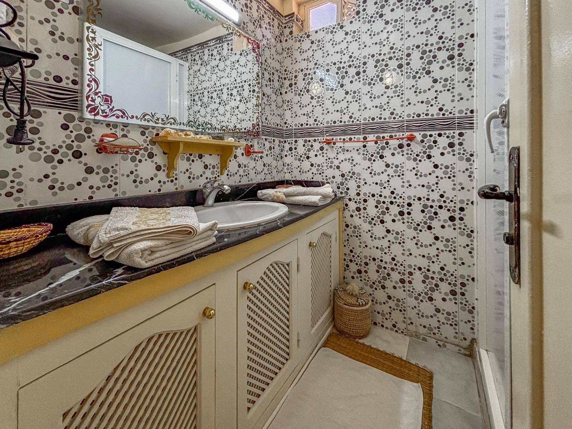 Le Bleu House Bed & Breakfast Sidi Abdallah Ghiat Exterior photo